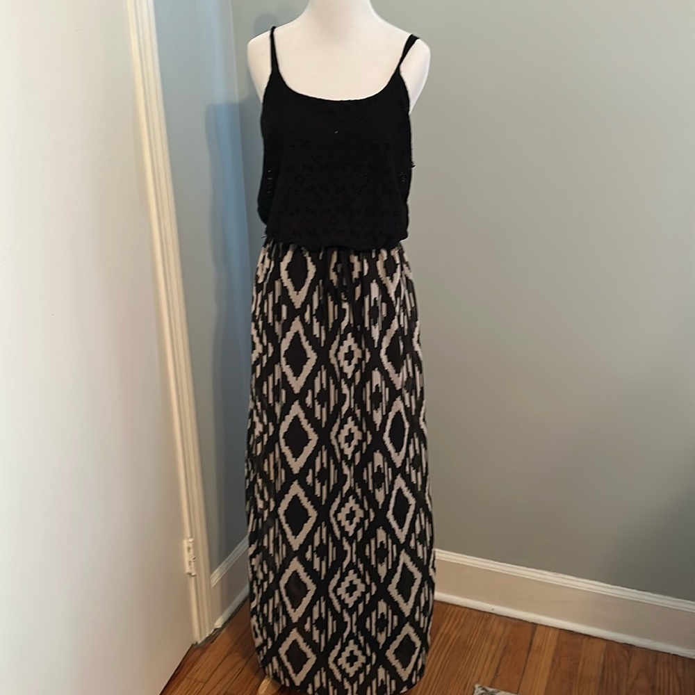 Black and white maxi